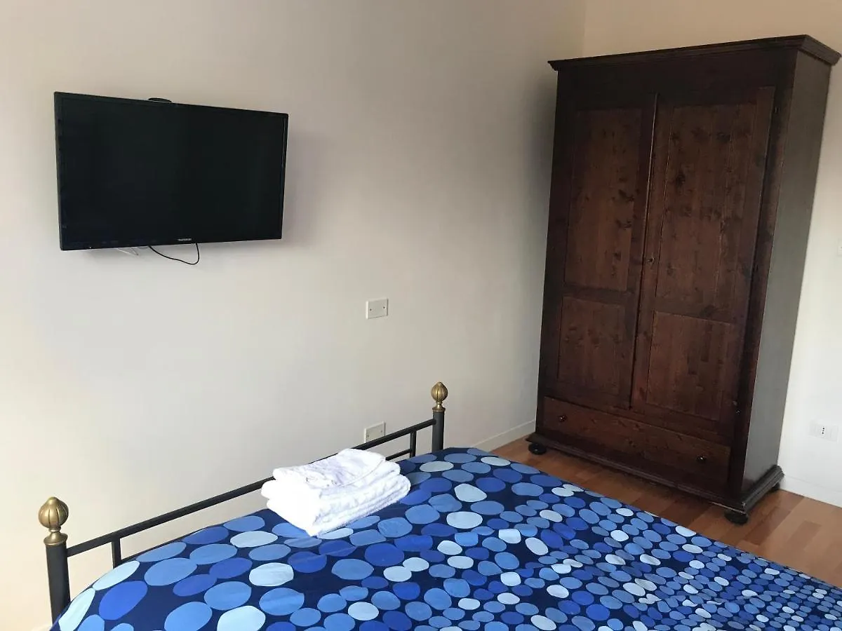 Penny B Hotell Bologna Pensionat
